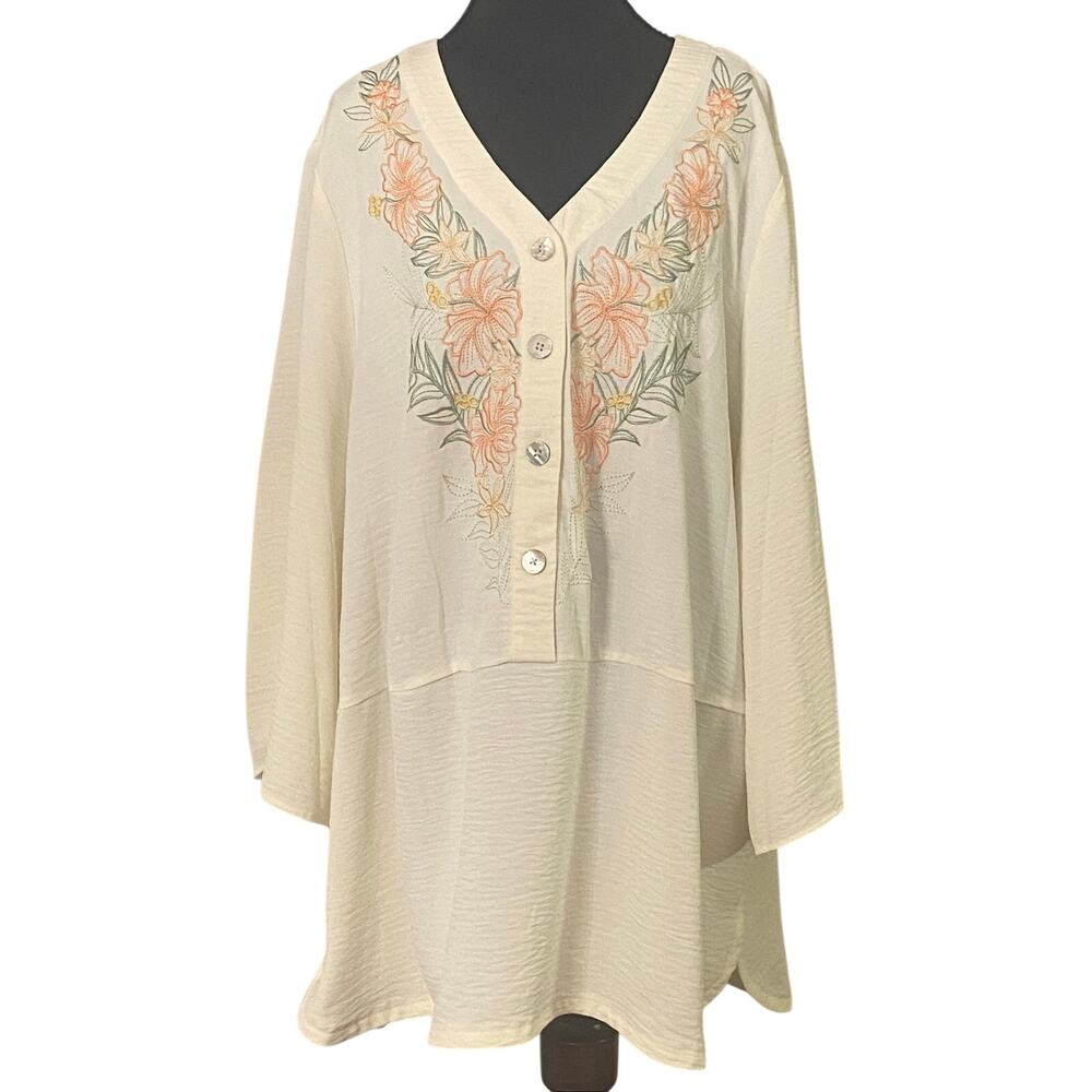 Ruby Rd 2X Embroidered Floral Ivory Button Placket Tunic Top Artsy Coastal Lagen